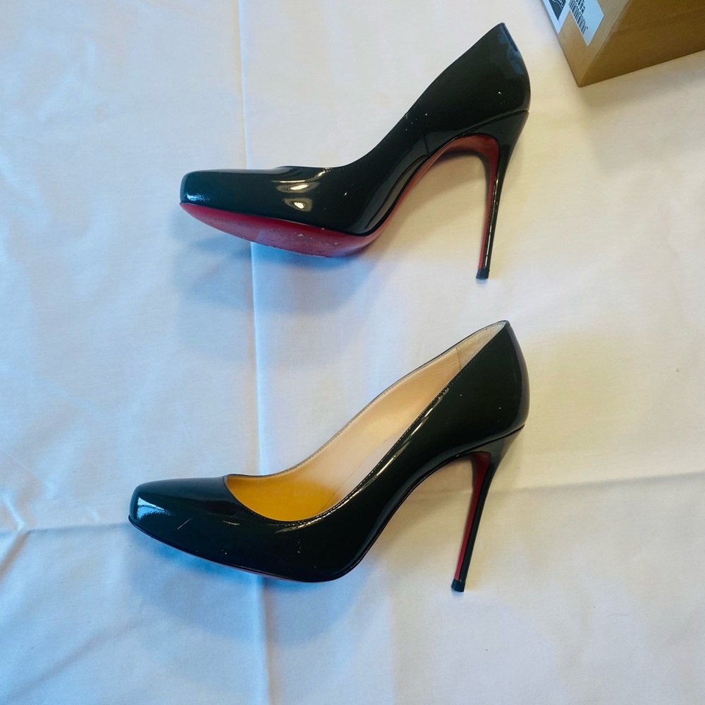 Saks Fifth Avenue Black and Red Heels